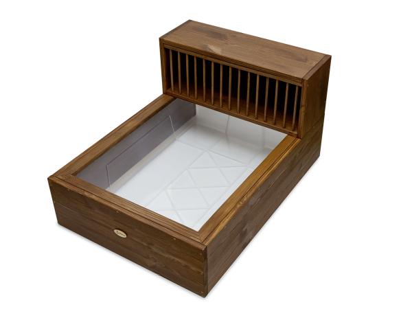 Toilette mit herausziehbarer Samla Box in nussbraun